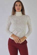 Carica l&#39;immagine nel visualizzatore di Gallery, Lace-effect White Top
