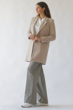 Load image into Gallery viewer, Double-breasted Tailored Coat Beige
