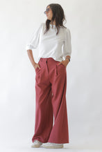 Carica l&#39;immagine nel visualizzatore di Gallery, Wide Leg Pence Trousers Burnt Ochre
